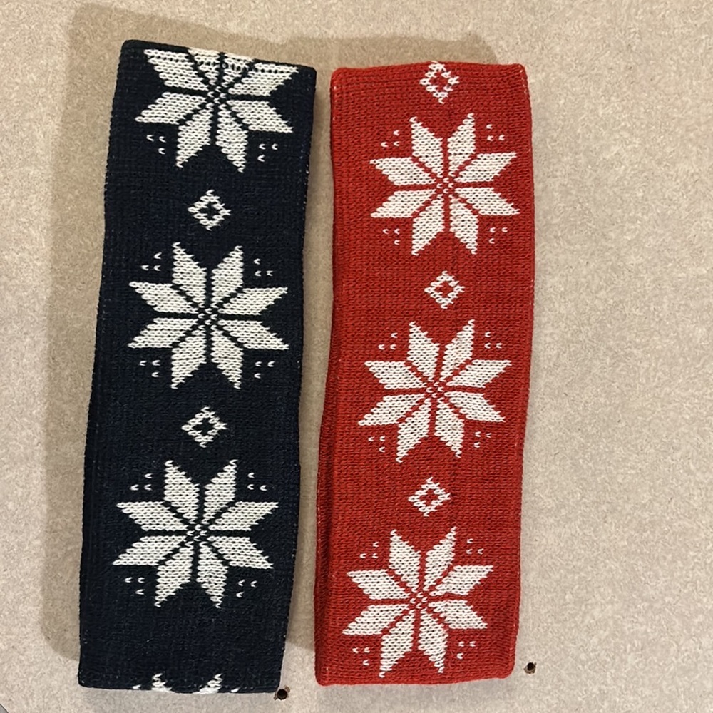 Private bundle for @sunshinemssy. One red headband, and one blue headband. (2)